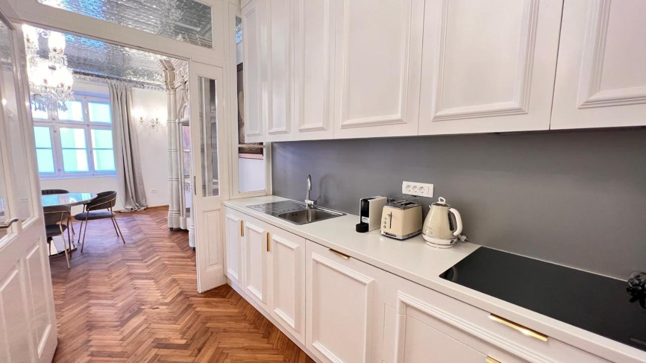 Ab Ljubljana - Breg Apartments Экстерьер фото
